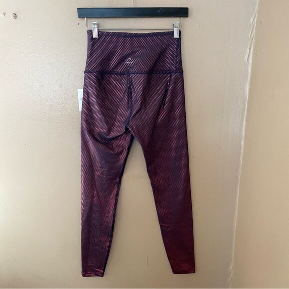 NWT Beyond Yoga spot on leggings work out athleisure dot print metallic sheen M - Picture 11 of 14